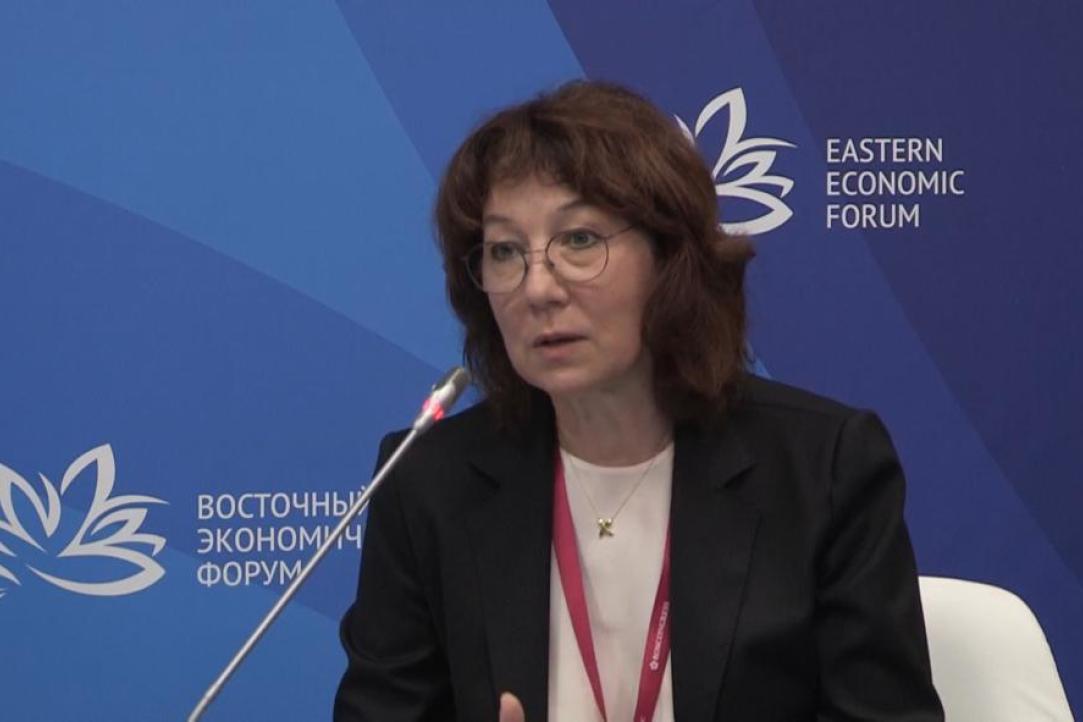 Лилия Овчарова на пленарной сессии ВЭФ «Вызовы и перспективы рынка труда».